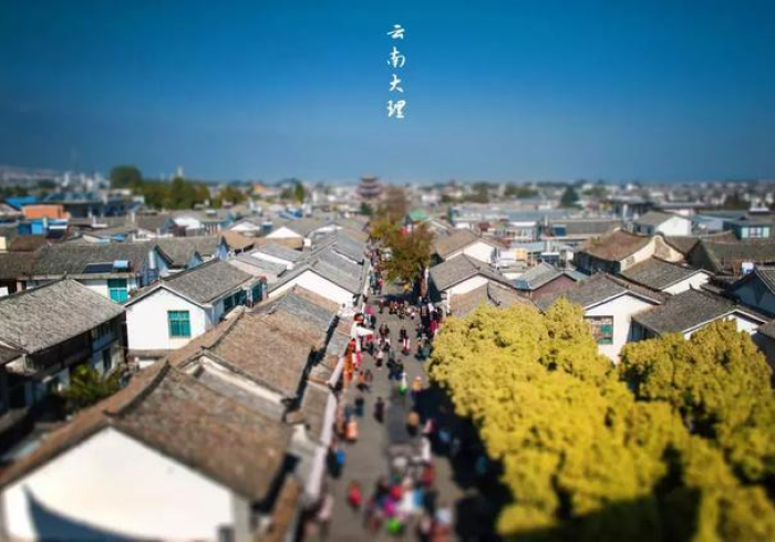 西宁,高原古城的静默与脉动 西宁,高原古城的静默与脉动