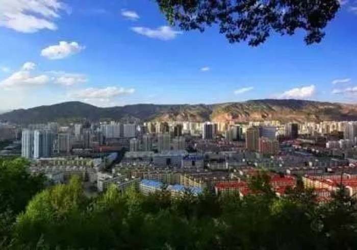 西宁,高原古城的静与动 西宁,高原古城的静与动