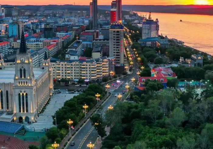 黑龙江疫情与海口晴空,跨越纬度的冬夏交响 黑龙江疫情与海口晴空,跨越纬度的冬夏交响