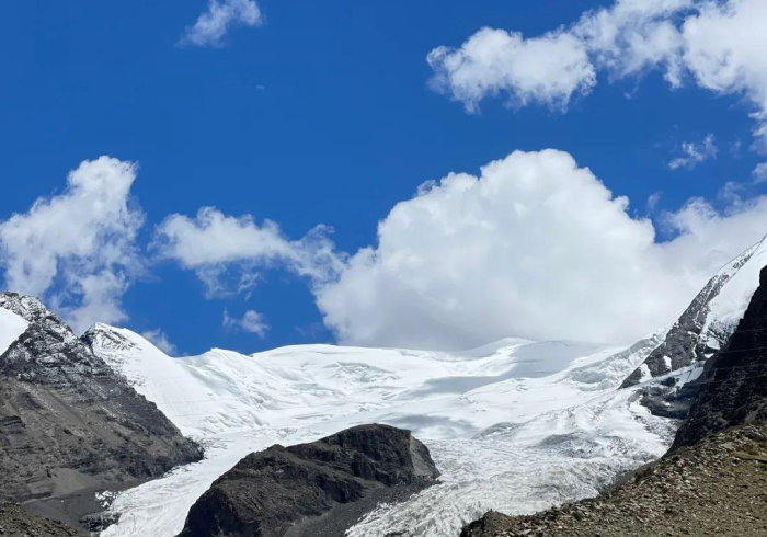 澳门与拉萨，疫情下的两座城，一种坚韧