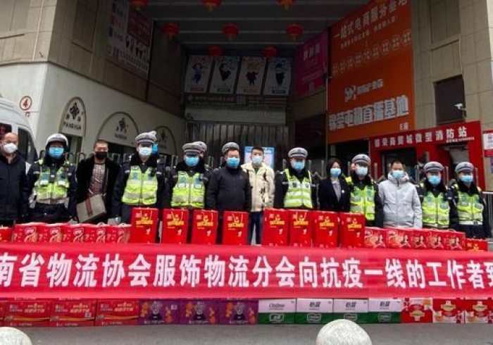 郑州战疫,中原腹地的坚韧与突围 郑州战疫,中原腹地的坚韧与突围