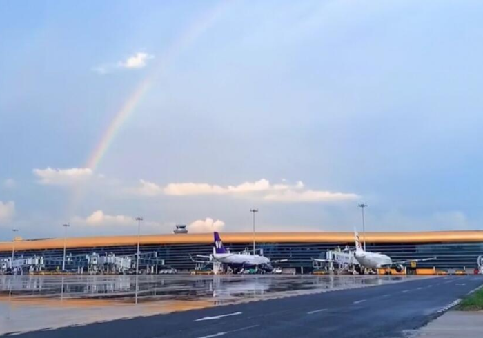 乌鲁木齐机场，精准防控下的丝路空中枢纽