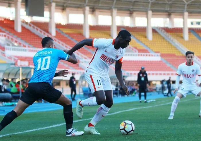 沈阳机场,钢铁防线的温情守护 沈阳机场,钢铁防线的温情守护