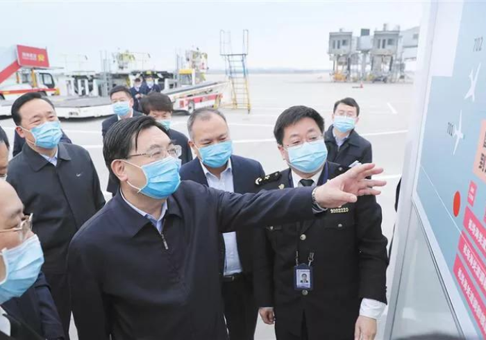 北京机场疫情防控咨询电话，一条热线背后的城市温度与治理密码